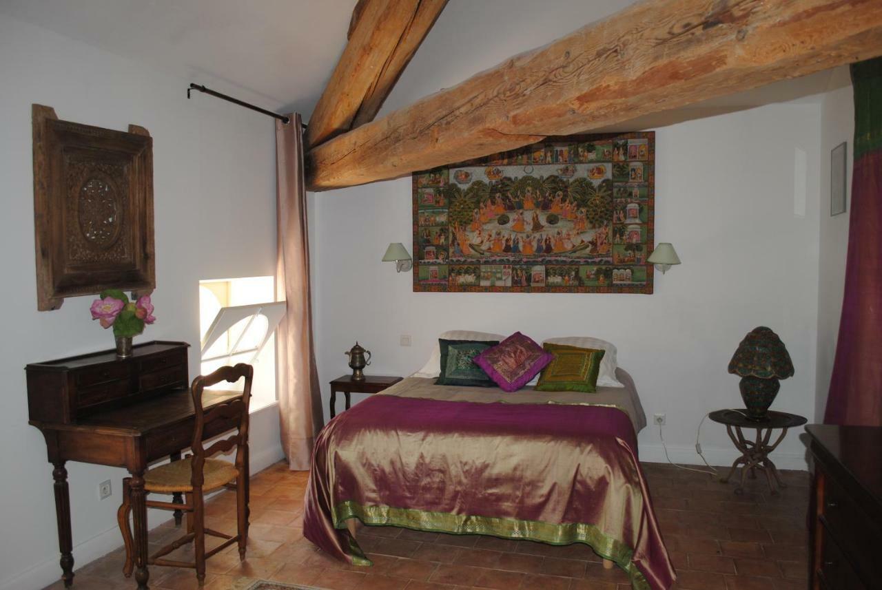 Les Routes Du Monde Bed & Breakfast Saint-Genies-de-Comolas Bagian luar foto