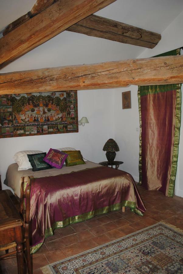 Les Routes Du Monde Bed & Breakfast Saint-Genies-de-Comolas Bagian luar foto