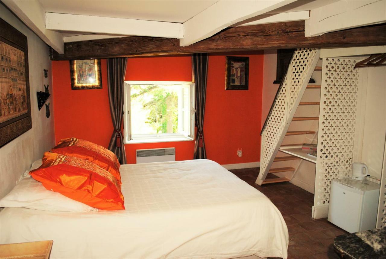 Les Routes Du Monde Bed & Breakfast Saint-Genies-de-Comolas Bagian luar foto